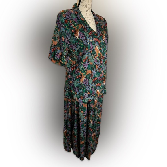 Diane Von Furstenburg Suit - Picture 2 of 7